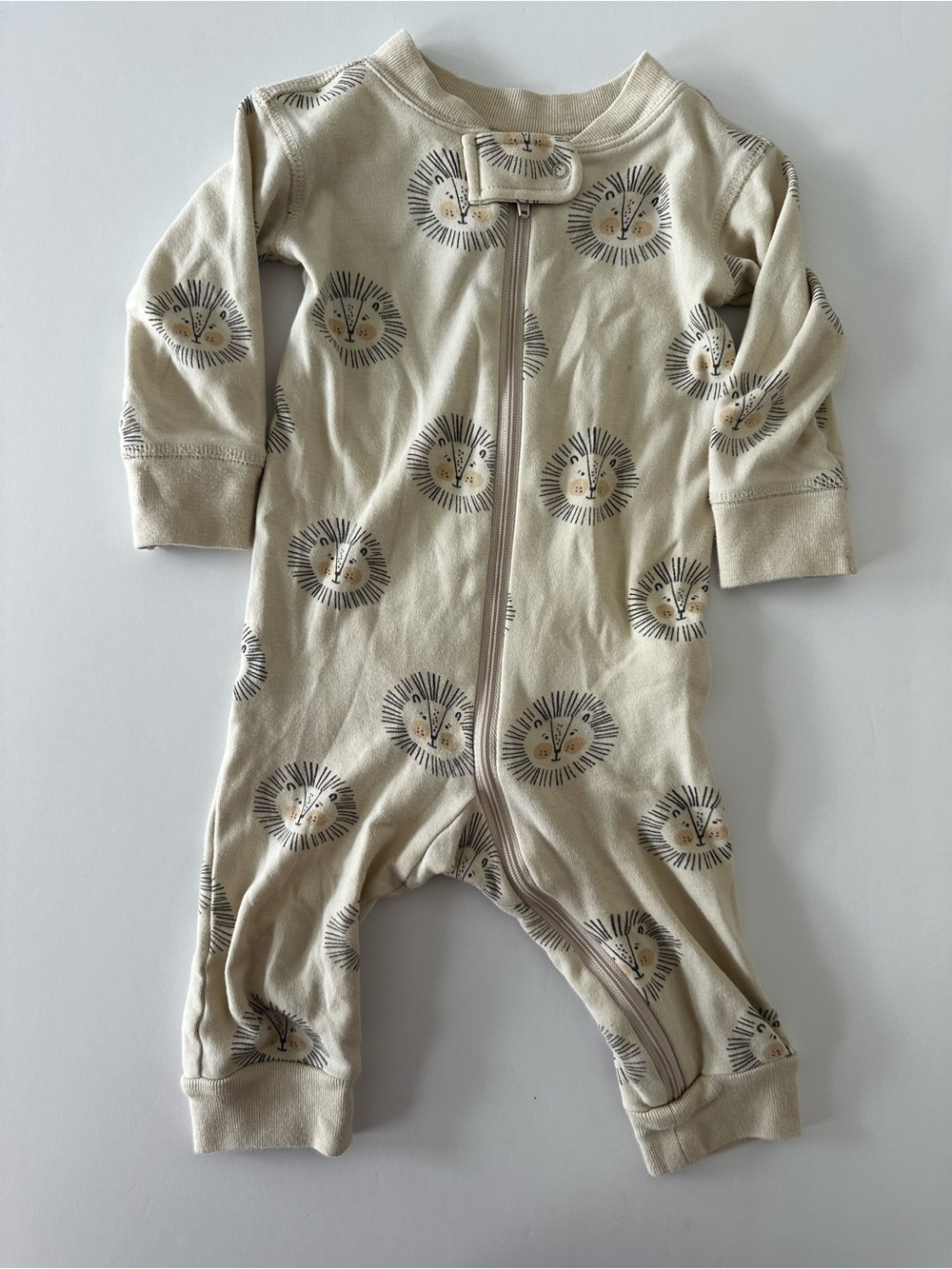Quincy Mae Neutral Cotton Pajama Footie With Lions, 6-12 Months